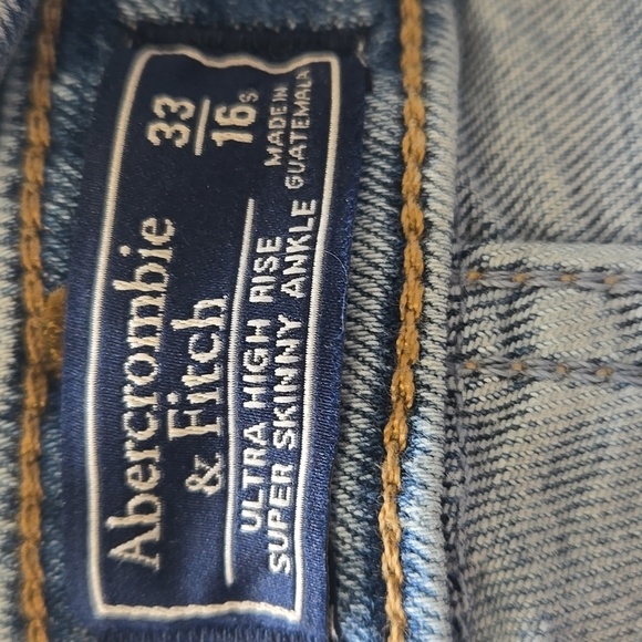 Abercrombie & Fitch Ultra High Rise Super Skinny Ankle Jeans Size 16 Short NWT - Picture 10 of 12